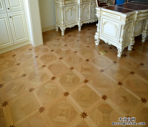 實木復(fù)合地板